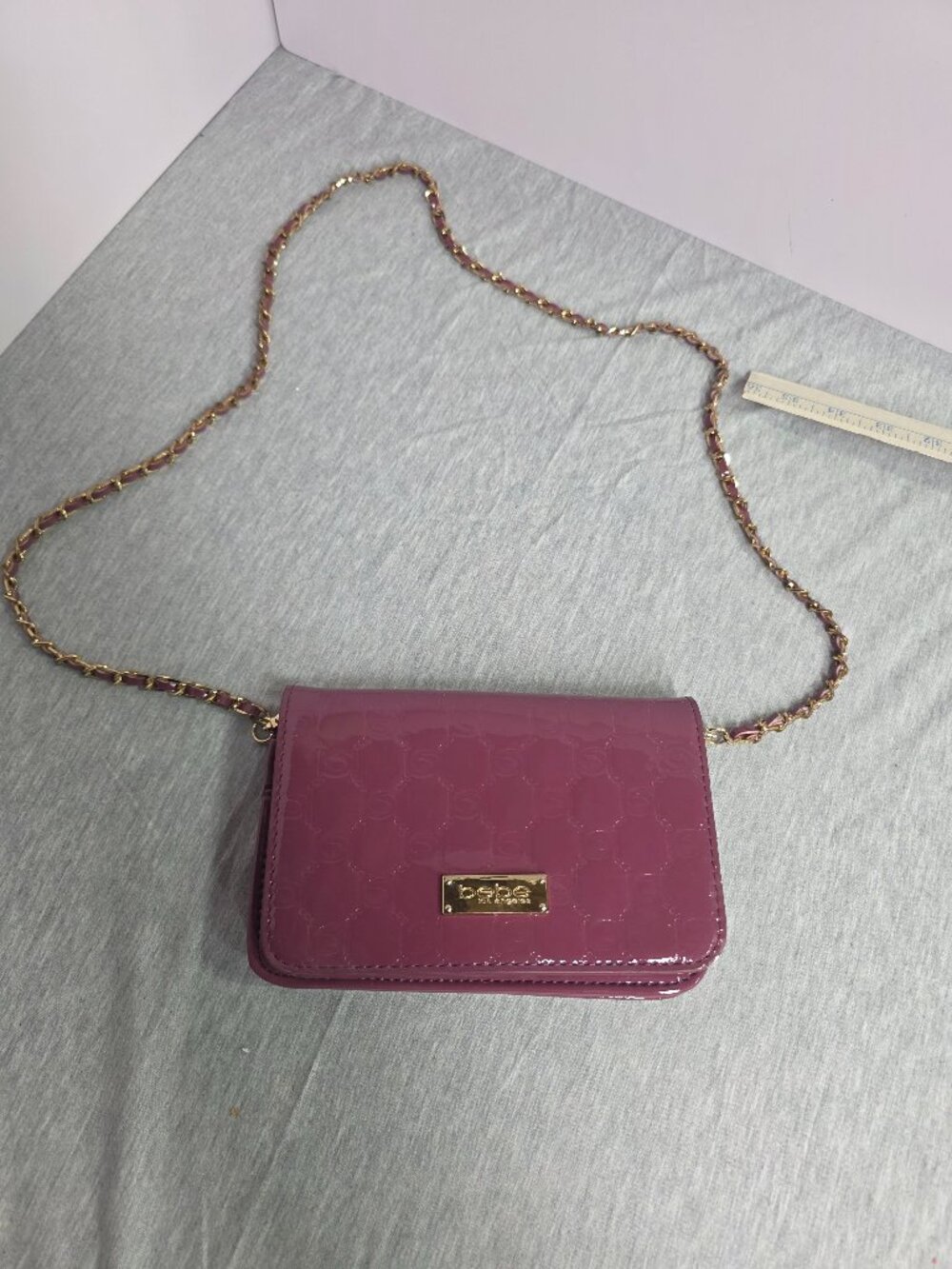 bebe Los Angeles Patent Crossbody Wallet Mauve Pink Chain Strap